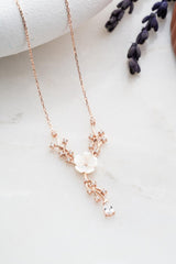 Nereze | Rose Plated Magnolia Blossom Ivy Necklace - TryAladdin